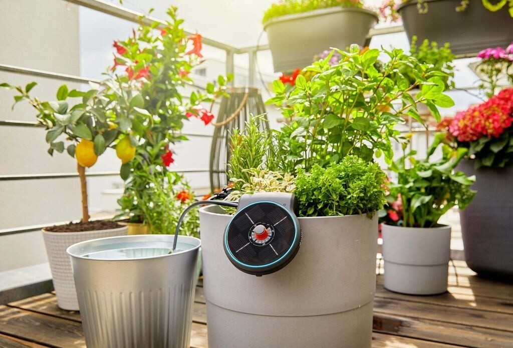Gardena AquaBloom 13300-20 Solar Urlaubsbewässerung Set mit Tropfern Schlauch