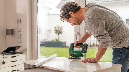 Bosch UniversalSaw 18V-100 Akku Stichsäge (Ohne Akkupack)(Neu Original Verpackt)