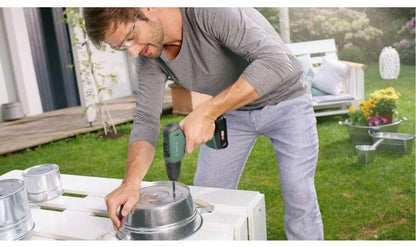 Bosch Universal Akku-Bohrschrauber 18V 30Nm 2-Gang Bohrer Schrauber Solo (neu)