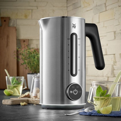 WMF Lumero Wasserkocher 1,6 Liter 3000 Watt Temperaturauswahl LED Cromargan