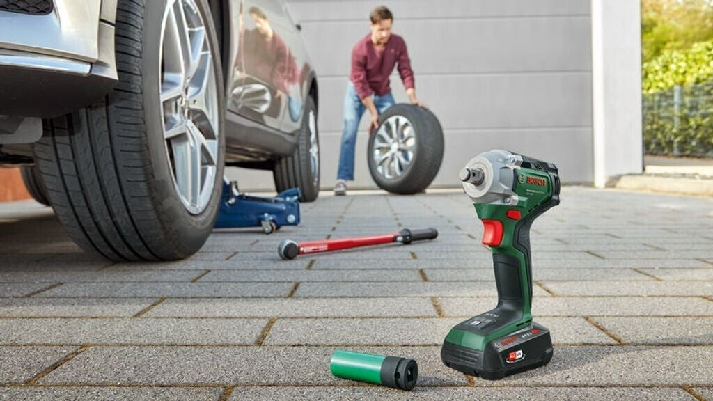 Bosch UniversalImpactDrive 18V-350 Akku-Drehschlagschrauber (0603980304) SOLO