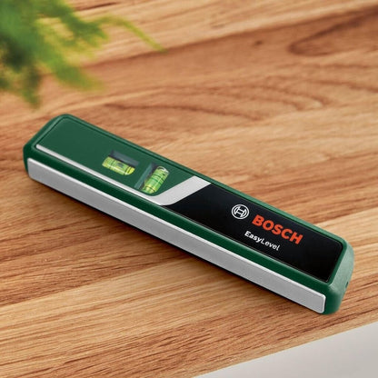 Bosch EasyLevel Laser-Wasserwaage mit Wandhalterung 0603663302
