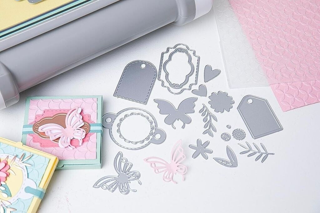 Sizzix Big Shot Plus Starter Kit Stanzmaschine Prägemaschine 666185