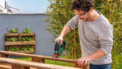 Bosch UniversalSaw 18V-100 Akku-Stichsäge 125mm 06033D5100 SOLO