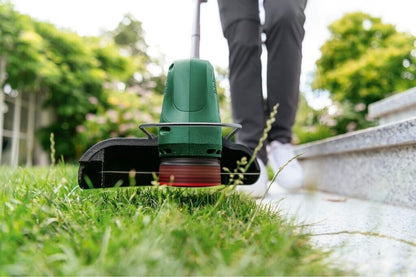 Bosch EasyGrassCut 18V-230 Akku-Rasentrimmer 06008C1A03 mit Akku&Ladegerät