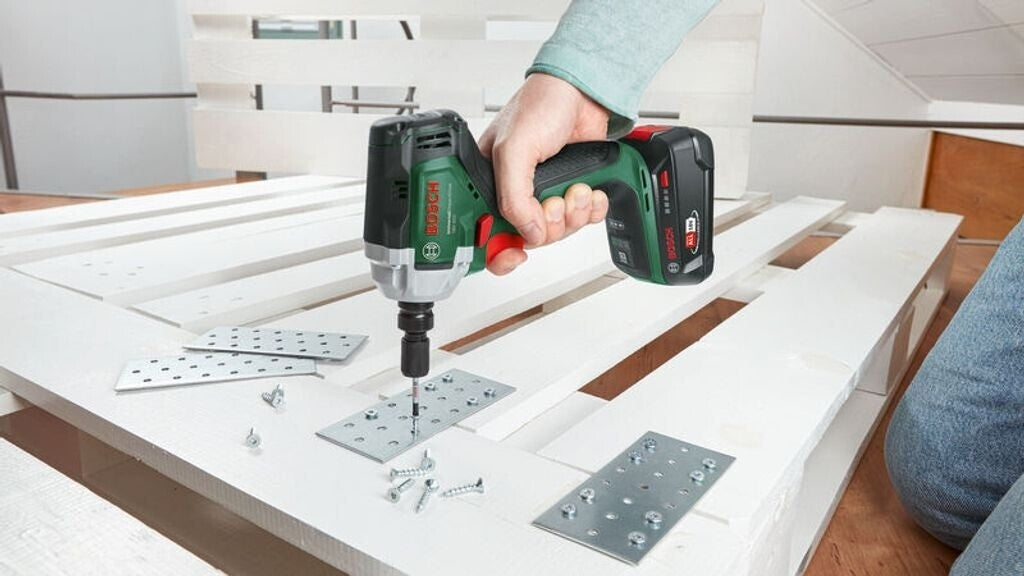 Bosch UniversalImpactDrive 18V-350 Akku-Drehschlagschrauber (0603980304) SOLO